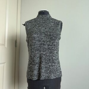 Vintage Y2K Ribbed Knit Black and White Sleeveless Tank